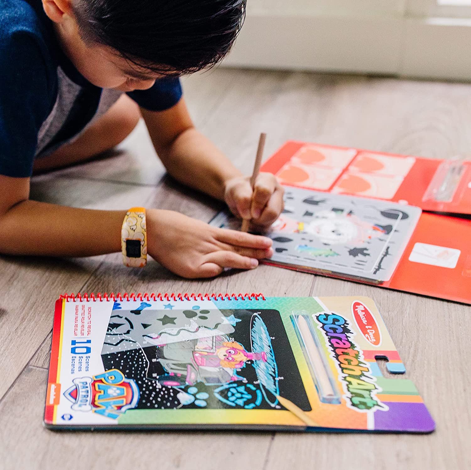 PAW Patrol Scratch Art Pad Skye - Image 5